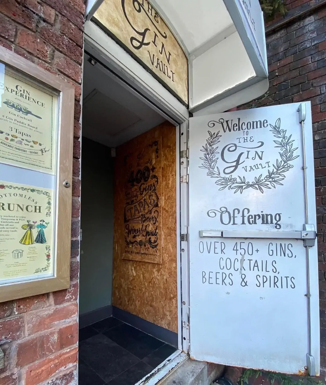 The Gin Vault Birmingham Cocktails Gins Craft Beers Spirits Tapas 075