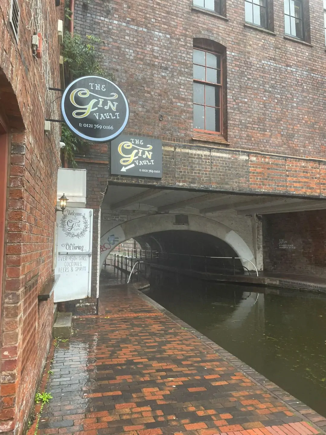 The Gin Vault Birmingham Cocktails Gins Craft Beers Spirits Tapas 080